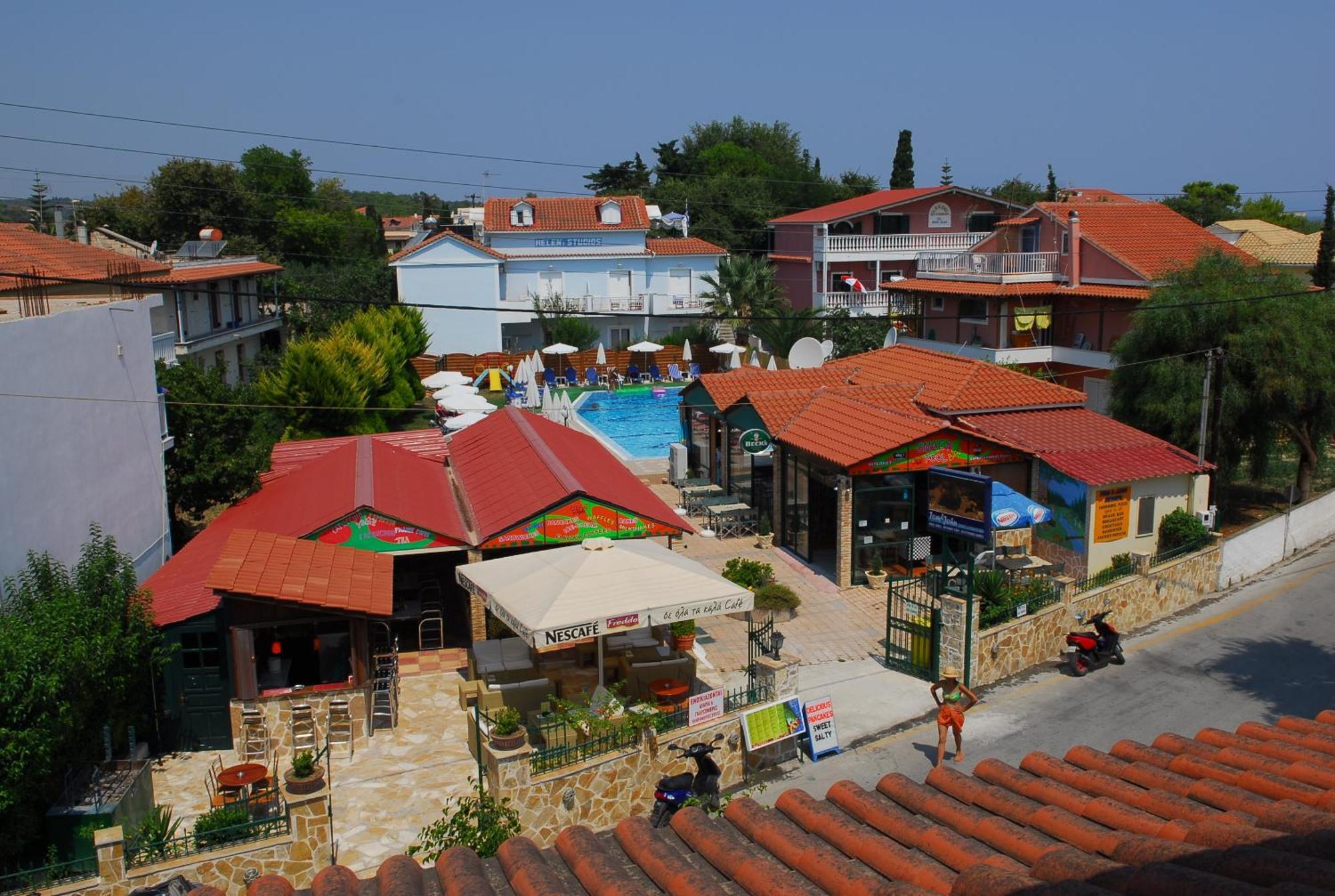 Tom & John Center Aparthotel Tsilivi  Buitenkant foto